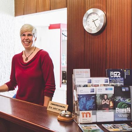 Hotel Lindenhof Есен Екстериор снимка