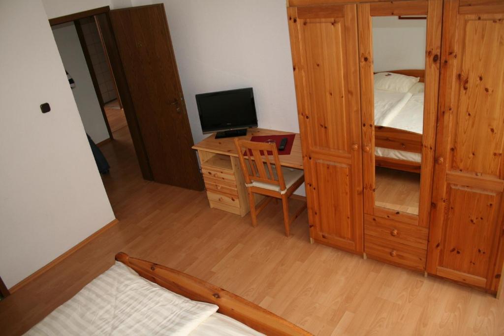 Hotel Lindenhof Есен Екстериор снимка