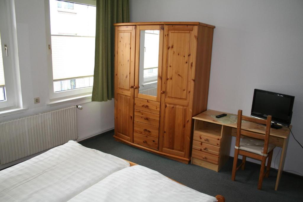 Hotel Lindenhof Есен Екстериор снимка